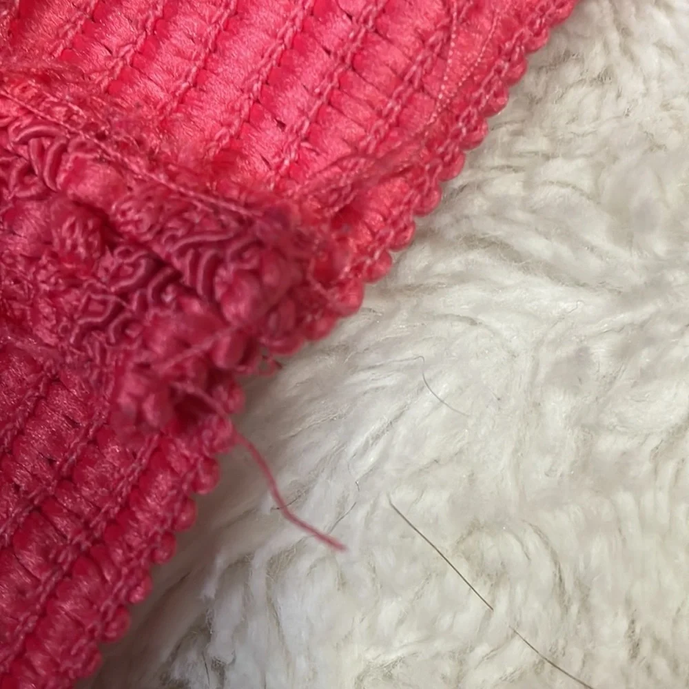 Pink‎ crochet shorts